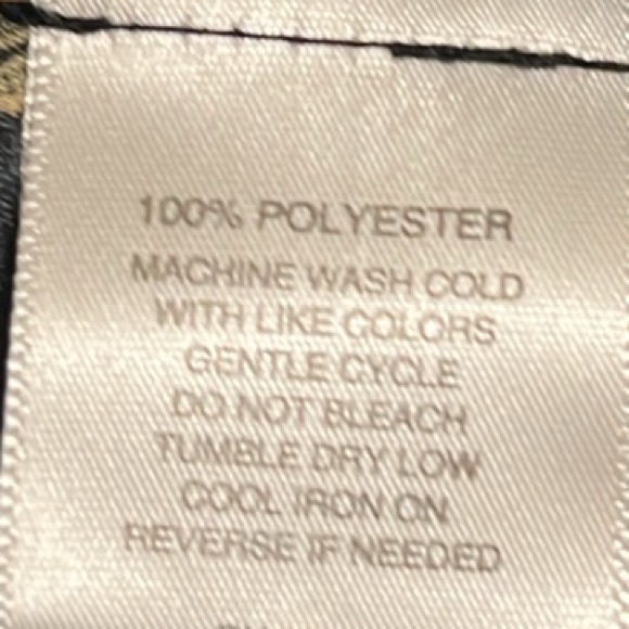 Wishful Park, Roll Tab Sleeves, Floral Print, V-Neckline Top, Multi, Size Large - Picture 6 of 6